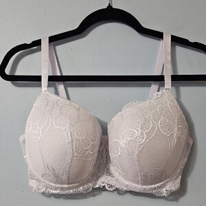 Elegant B.Luxe Lace Underwire Bone In Sides Bra - White Size 38D